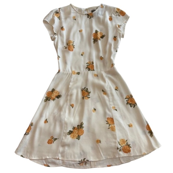 Reformation Bassett Dress Constance White Floral, Size 2 - Picture 4 of 5